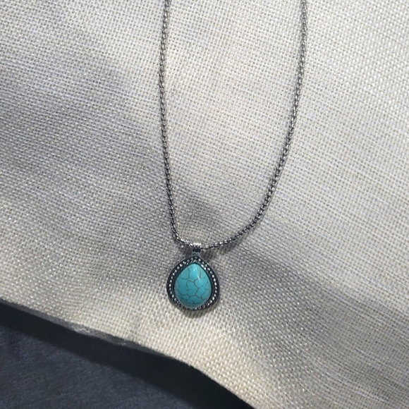 Necklace - Picture 6 of 8